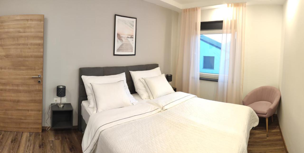 Apartment Mandi's